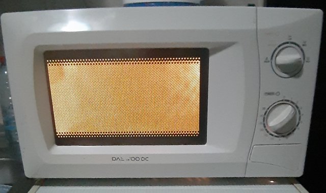 Prodazba poradi selenje.