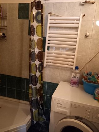 Centar 43m2 na 4kat sproti zoil