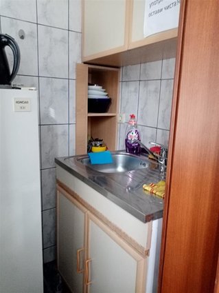 Centar 100m2 kancelarii opremeni na 1 kat