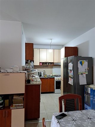 Butel 1 stan i kuka nova vo ista parcela