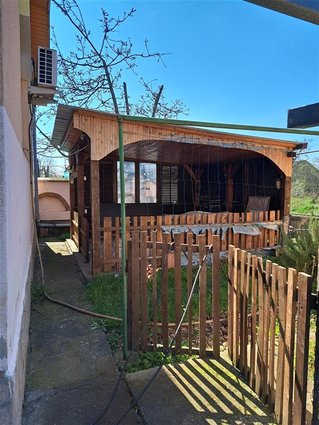 Cento baraka 51m2 i kuka 71m2 na plac 461m2