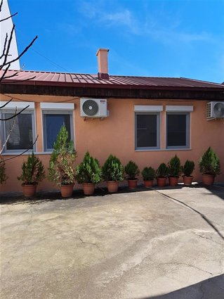 Cento baraka 51m2 i kuka 71m2 na plac 461m2