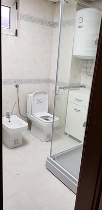 Kuka od 500m2 prazna ili namestena vo Centar Vodno