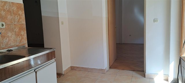 Aerodrom Micurin 76m2 priz,odgovara i za deloven