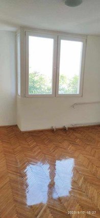Centar sproti bilna 90m2 renoviran stan za kancelarii