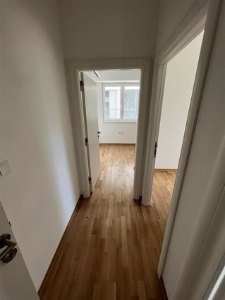 Aerodrom nov 3-soben 68m2 priz odgovara i za DP