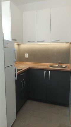 Centar kuka 135m2 prazna za kancelarii