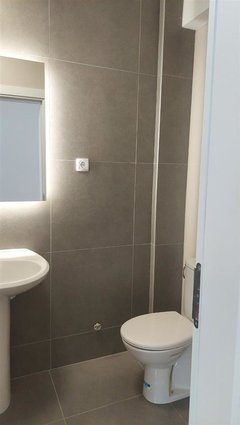 Centar kuka 135m2 prazna za kancelarii