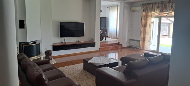 Bardovci luksuzni kuki za iznajmuvanje