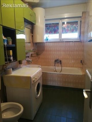 Avtokomanda 58m2 dvosoben stan