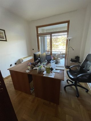 Spoeni apartmani Centar kaj Hotel Park 300m2