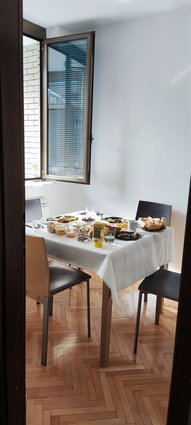 IZDAVANJE TOP STAN 50M2-KAJ DZUBOKS KAFULE