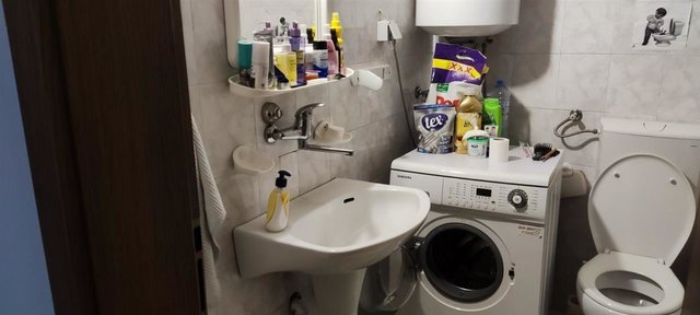 IZDAVANJE TOP STAN 50M2-KAJ DZUBOKS KAFULE