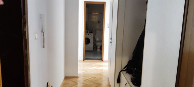 IZDAVANJE TOP STAN 50M2-KAJ DZUBOKS KAFULE