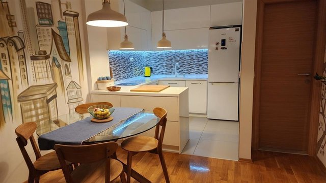 IZDAVANJE NOV STAN DO LEPTOKARIJA 70 M2