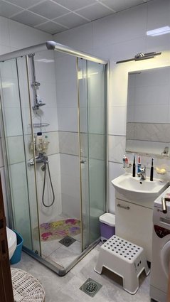 IZDAVANJE NOV STAN DO LEPTOKARIJA 70 M2