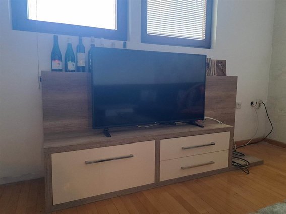 Se izdava ekstra stan do Olimpiski Centar 50m2