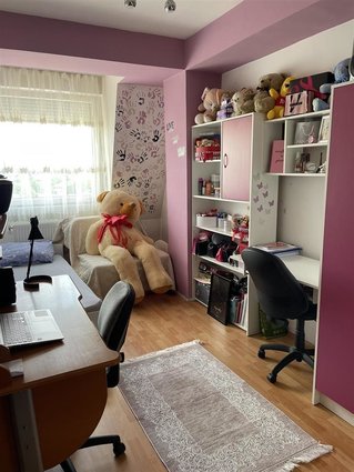 Se izdava top stan 75m2 vo Novo Lisice