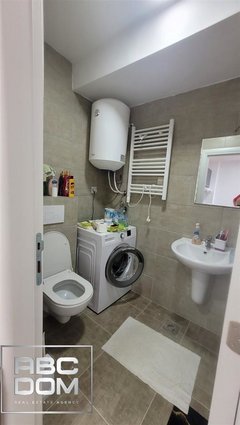 Se izdava stan od 38m2 Aerodrom