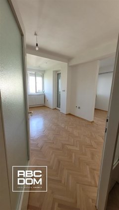 Stan vo n.Zelezara 105m2