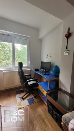 Se izdava stan od 56m2 vo Avtokomanda