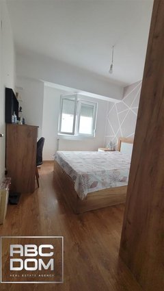 Se izdava stan od 56m2 vo Avtokomanda