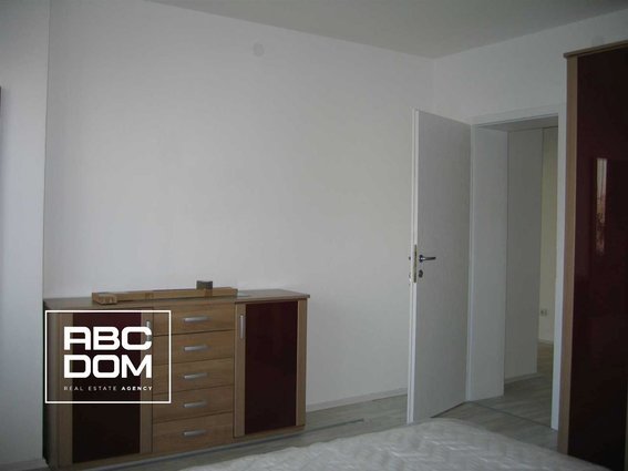 Se izdava stan od 66m2 Debar Maalo