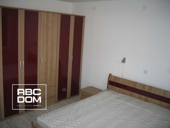 Se izdava stan od 66m2 Debar Maalo