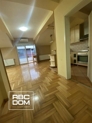 Ekstra kuka na ekstra lokacija Taftalidze