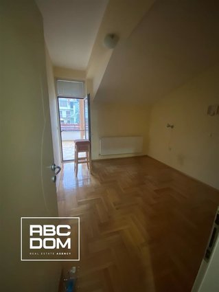 Ekstra kuka na ekstra lokacija Taftalidze