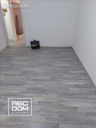 СЕ ПРОДАВА СТАН ВО КАРПОШ-4