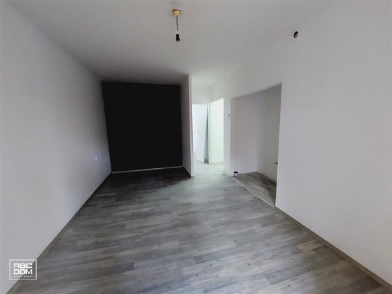 СЕ ПРОДАВА СТАН ВО КАРПОШ-4