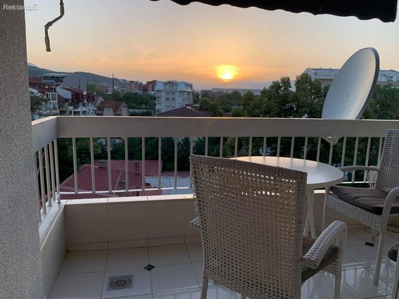 Se izdava ubav stan pozadi Univerzalna 2 spalni