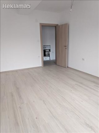 Stan Karpos 2 pozadi Dramski 72m2