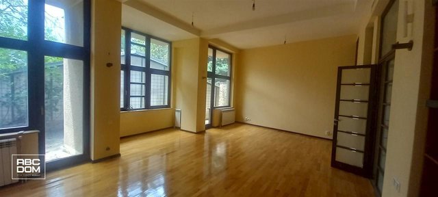 94m2 izdavanje/prodavanje Debar Maalo