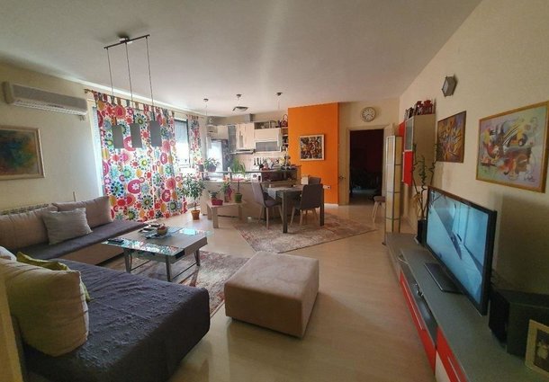 Centar ul Makedonija 70m2