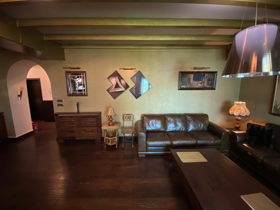 CENTAR D MAALO PIRINSKA120M2