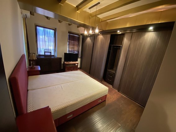 CENTAR D MAALO PIRINSKA120M2