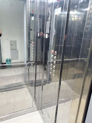 Se prodava stan 83m2