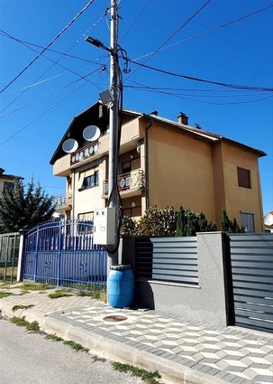 Kuka 427m2 vo blizina na ulica JNA