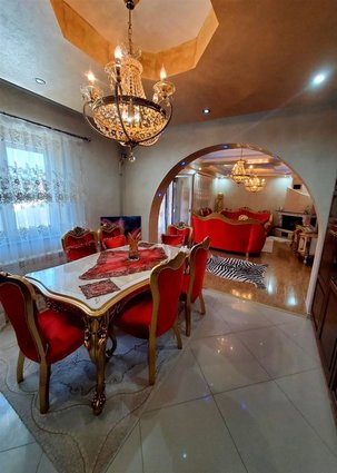 Kuka od 841m2 na 3 kata vo Balindol