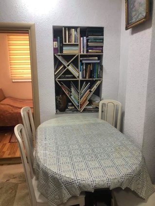 Se prodava stan na centar na 1vi kat