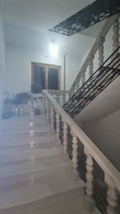 Kuka 1000m2 so lokali na atraktivna lokacija