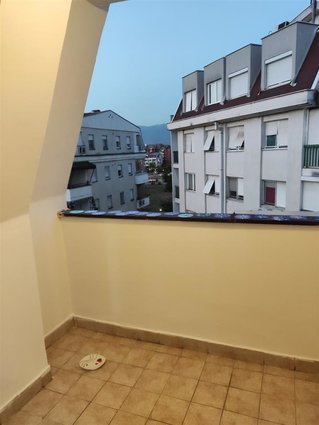 УРБАН ЛИВИНГ продава стан во Лисиче