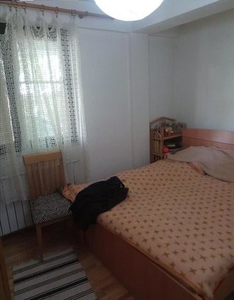 СЕ ПРОДАВА НАМЕСТЕН ДВОСОБЕН 49М2 СТАН ВО КОЗЛЕ СО ДВОР