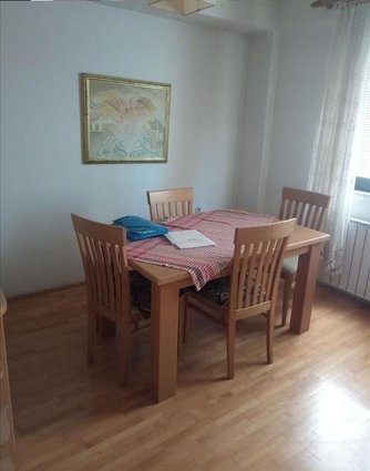 СЕ ПРОДАВА НАМЕСТЕН ДВОСОБЕН 49М2 СТАН ВО КОЗЛЕ СО ДВОР