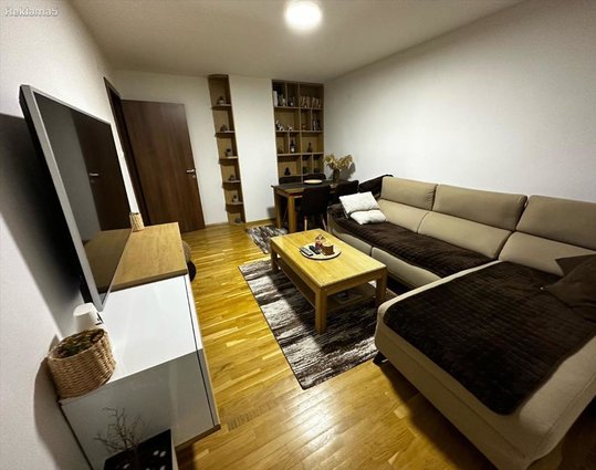 СЕ ПРОДАВА НАМЕСТЕН 55М2 СТАН ВО КАРПОШ 2