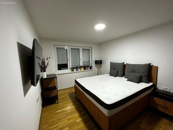 СЕ ПРОДАВА НАМЕСТЕН 55М2 СТАН ВО КАРПОШ 2