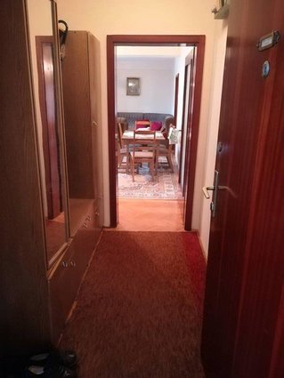 Stan na tret kat 82m2 so 10m2 podrum