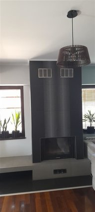 NASELBA HROM SE PRODAVA STAN-SPRAT 135m2